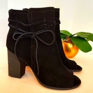 Splendid black suede leather open toe heeled booties